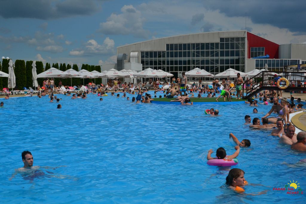 Piscină exterioară.5